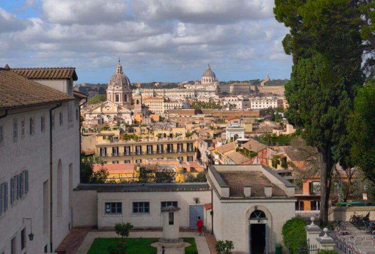 PHOTO 2025 09 17 16 31 15 1 - La Confrérie des Consuls de Narbonne
