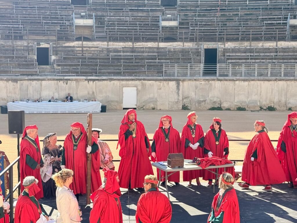 Photos des Les Consuls de Narbonne au Docte College des Consuls de Nimes image 9 - La Confrérie des Consuls de Narbonne